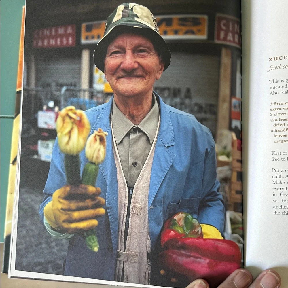 Jamie's Oliver Hardback  - Jamie’s Italy Cookbook Load of good photos /stories